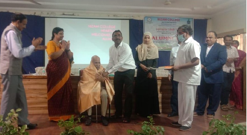 Alumni Image